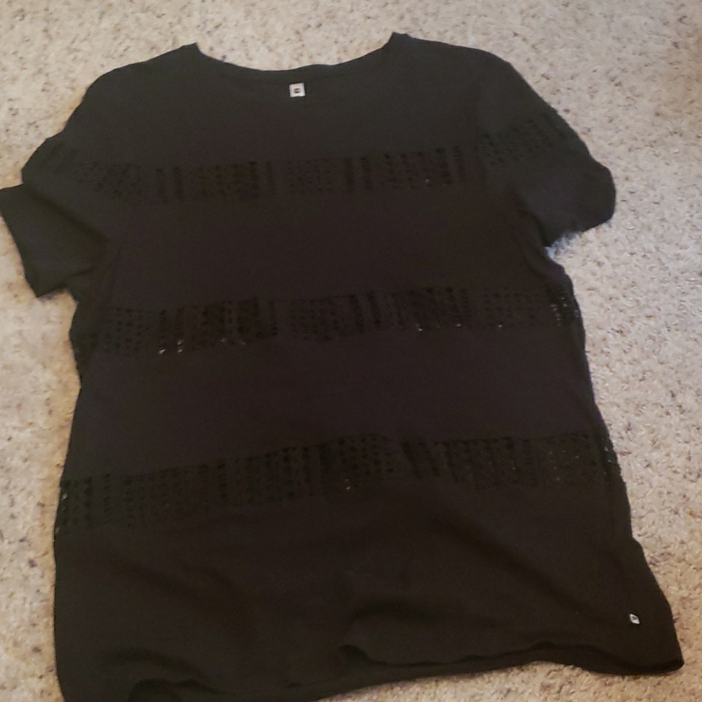 Fabletics black shirt